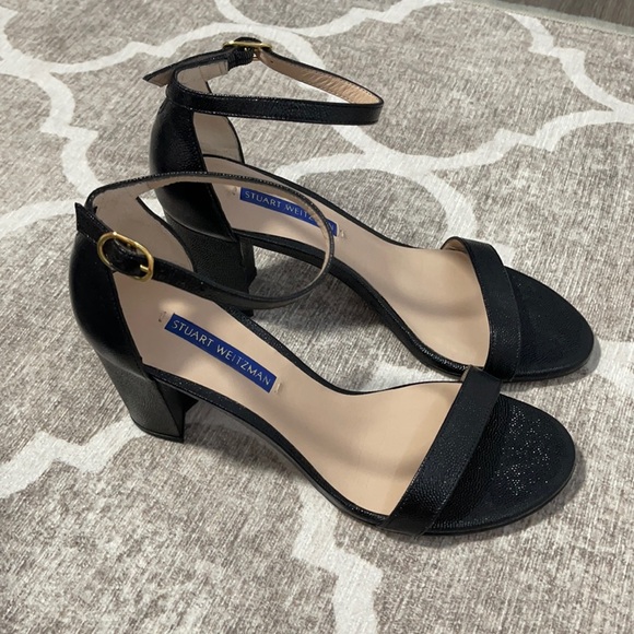 Stuart Weitzman Nearlynude black sandal - Picture 1 of 3